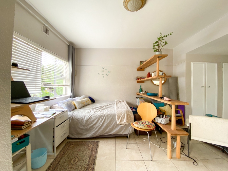 1 Bedroom Property for Sale in Oranjezicht Western Cape